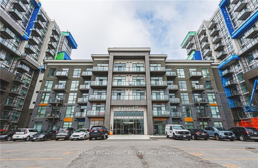 Photo 1 of Unit 714, 460 Dundas Street E, Hamilton, Waterdown — HOMEH