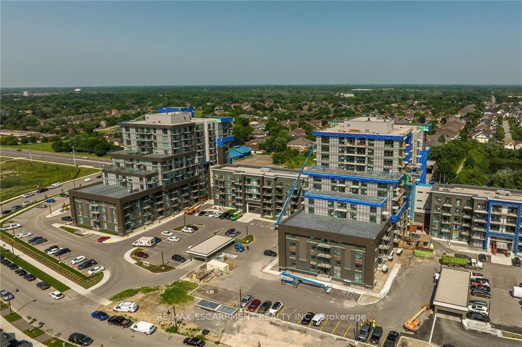 Photo 18 of Unit 714, 460 Dundas Street E, Hamilton, Waterdown — HOMEH