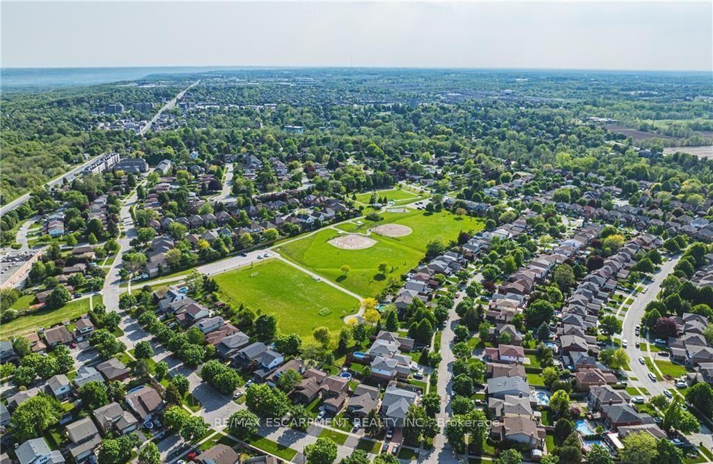 Photo 22 of Unit 714, 460 Dundas Street E, Hamilton, Waterdown — HOMEH