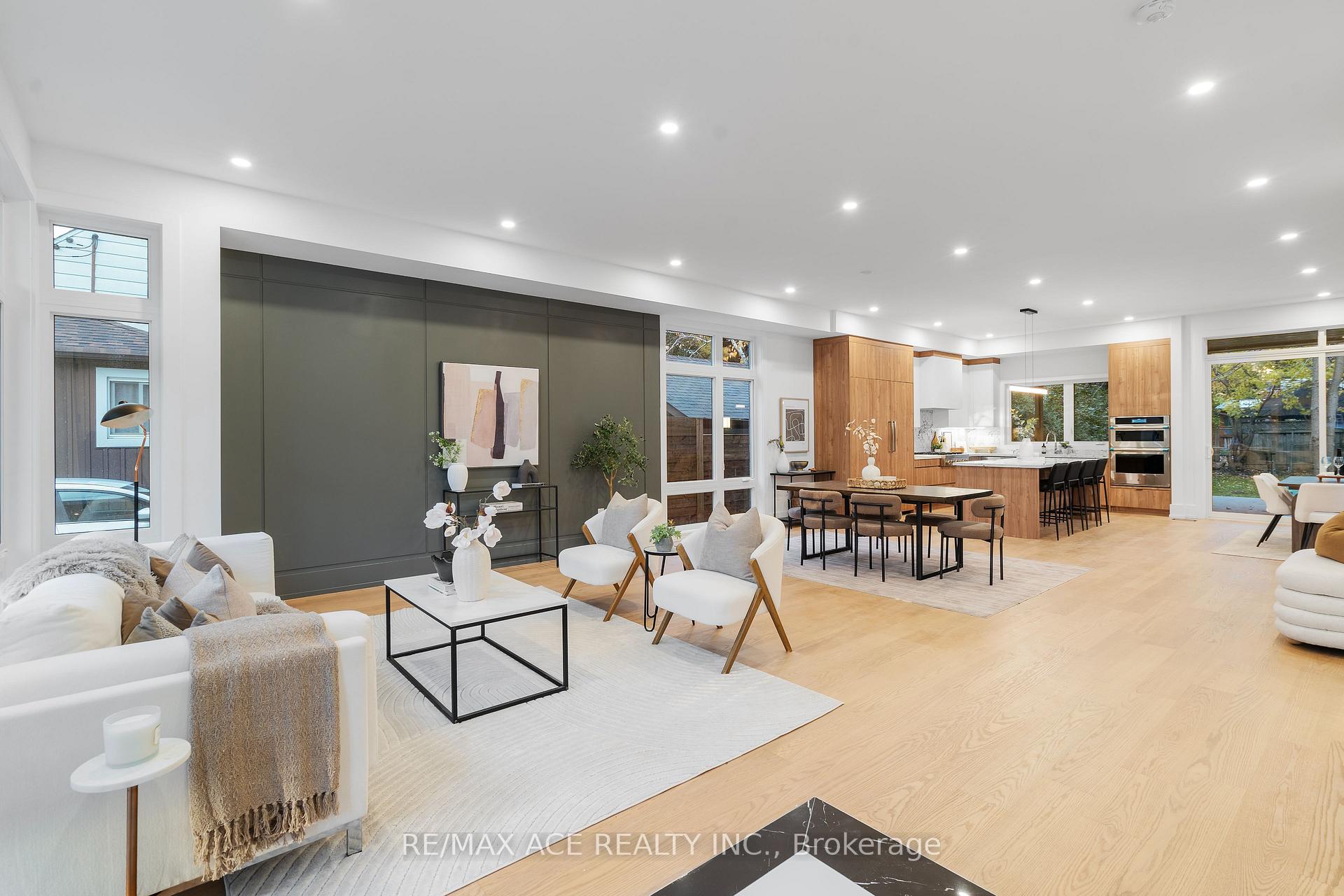Photo 5 of 175 Harewood Avenue, Scarborough, Cliffcrest — HOMEH