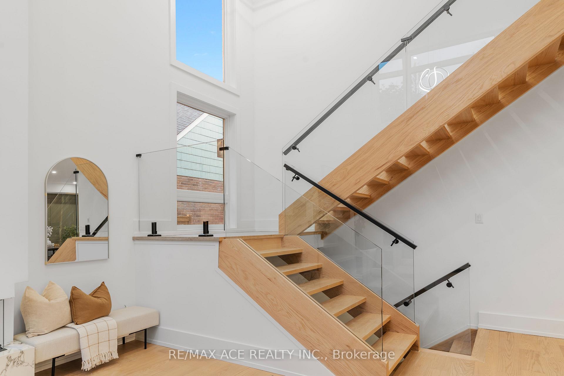 Photo 17 of 175 Harewood Avenue, Scarborough, Cliffcrest — HOMEH