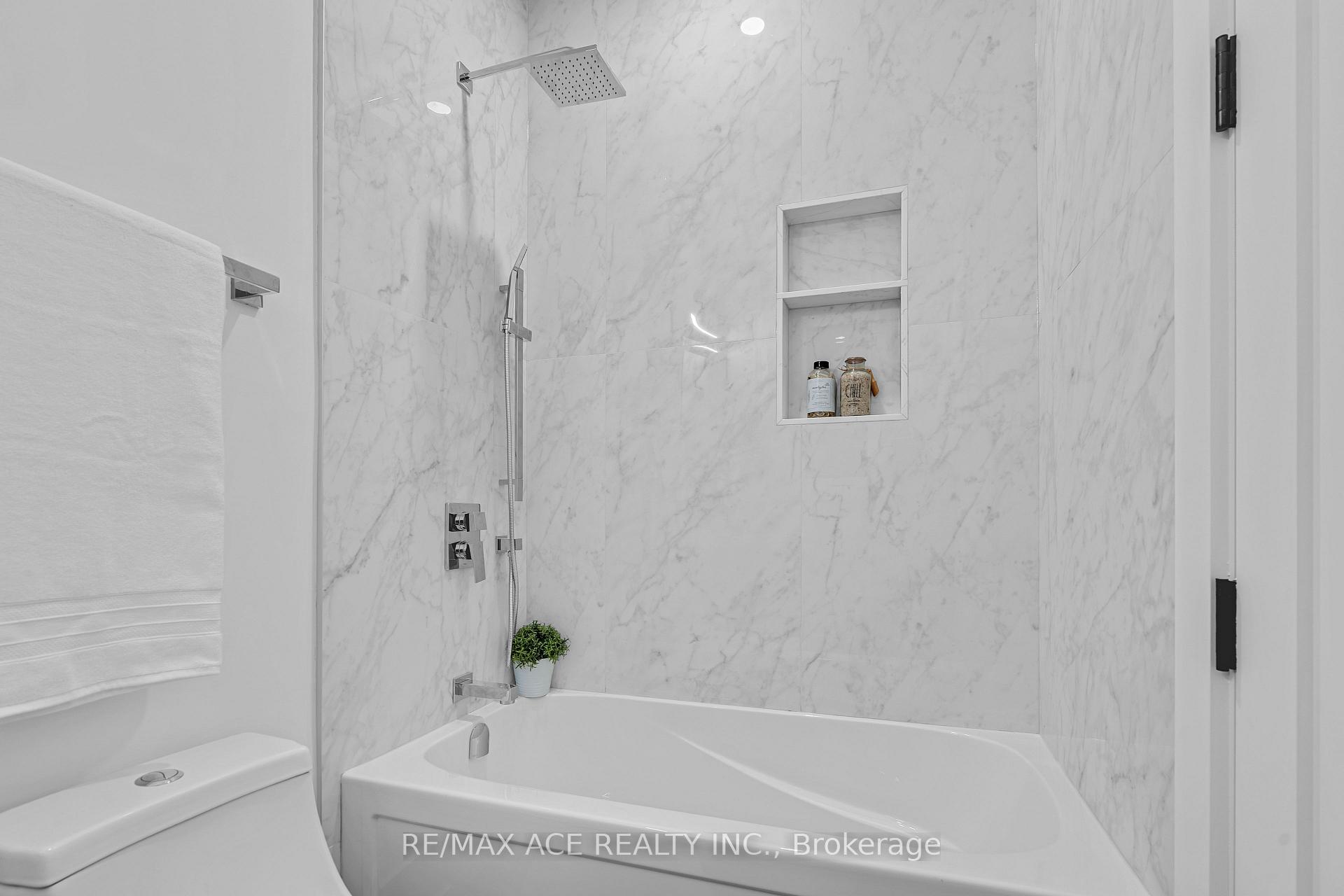 Photo 32 of 175 Harewood Avenue, Scarborough, Cliffcrest — HOMEH