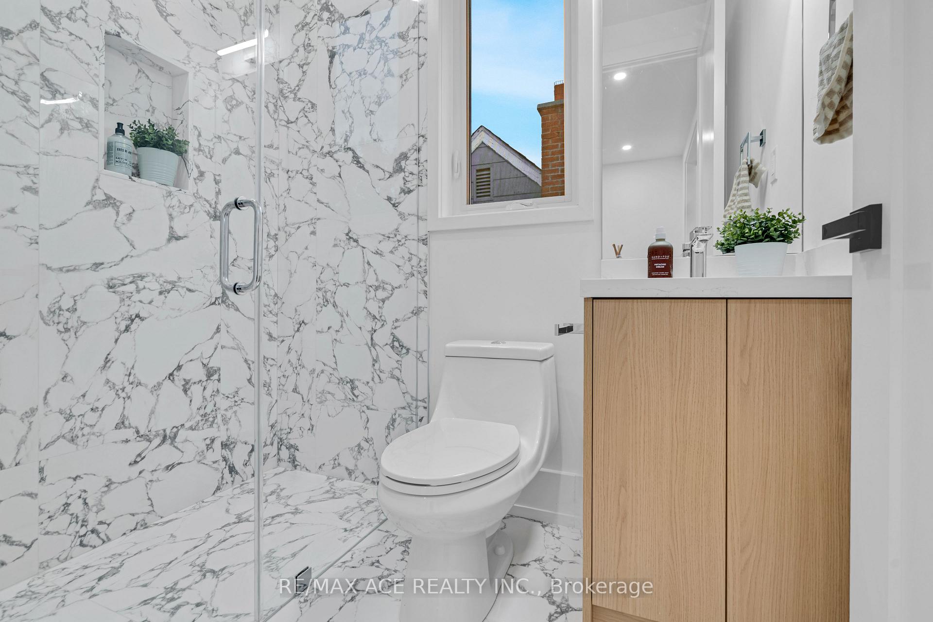 Photo 36 of 175 Harewood Avenue, Scarborough, Cliffcrest — HOMEH