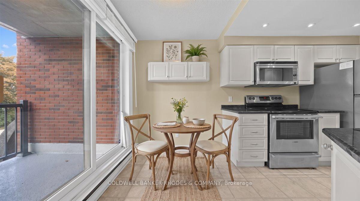 Photo 11 of Unit 205, 939 North River Road, Ottawa, Overbrook — HOMEH