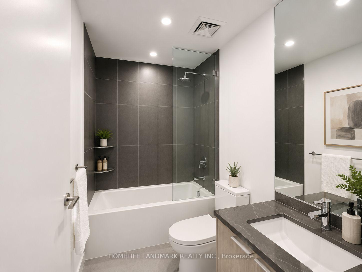Photo 8 of Unit 3007, 70 Temperance Street, Toronto, Bay Street Corridor — HOMEH