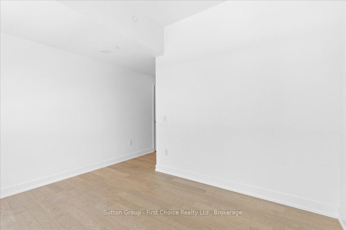 Photo 12 of 1063 Douglas Mccurdy Common Circle, Mississauga, Lakeview — HOMEH