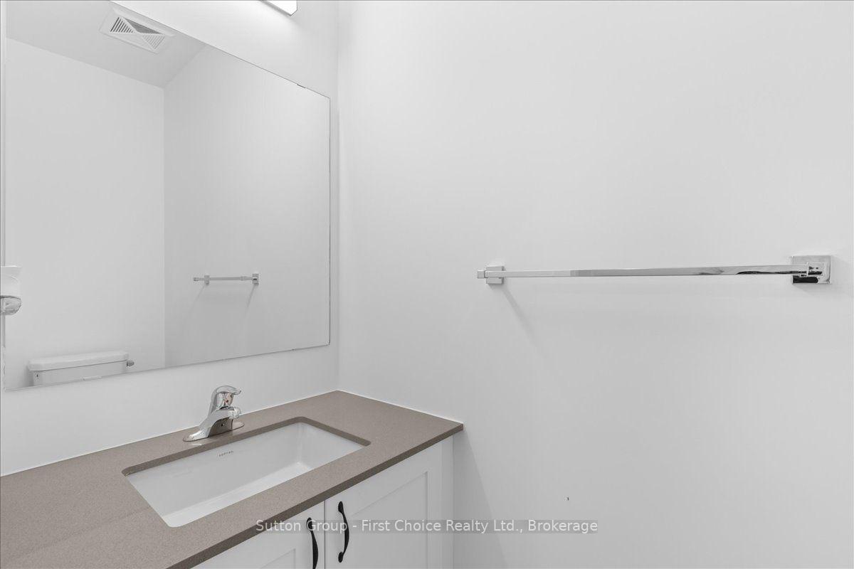 Photo 25 of 1063 Douglas Mccurdy Common Circle, Mississauga, Lakeview — HOMEH
