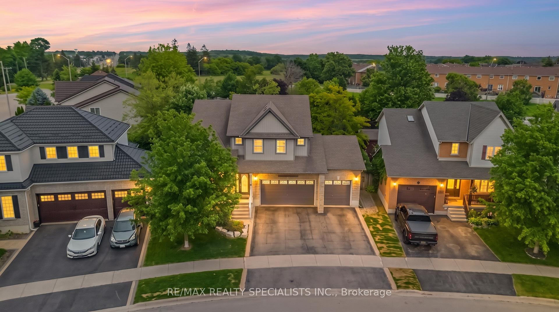 Photo 2 of 77 McMaster Road, Orangeville — HOMEH