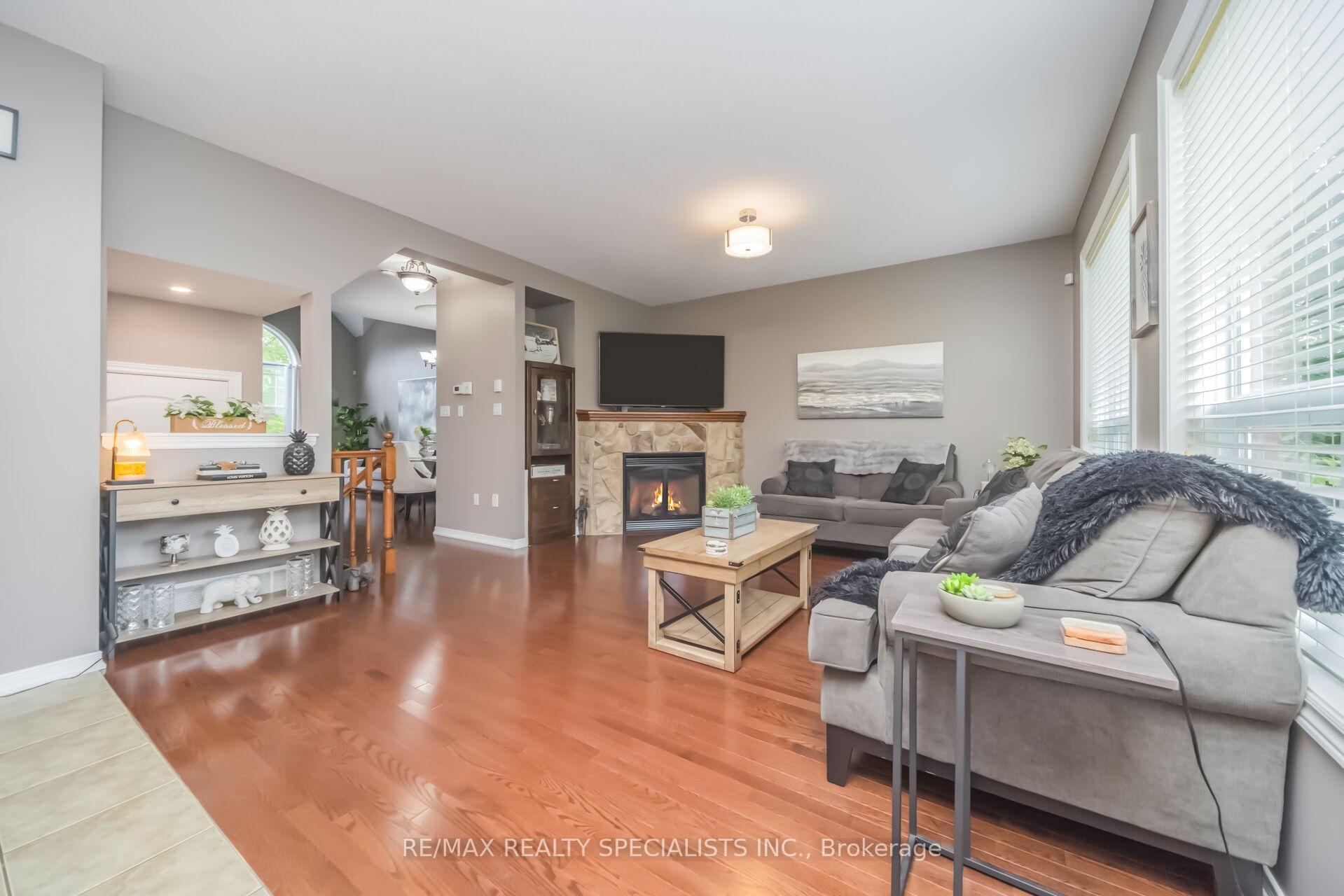 Photo 9 of 77 McMaster Road, Orangeville — HOMEH