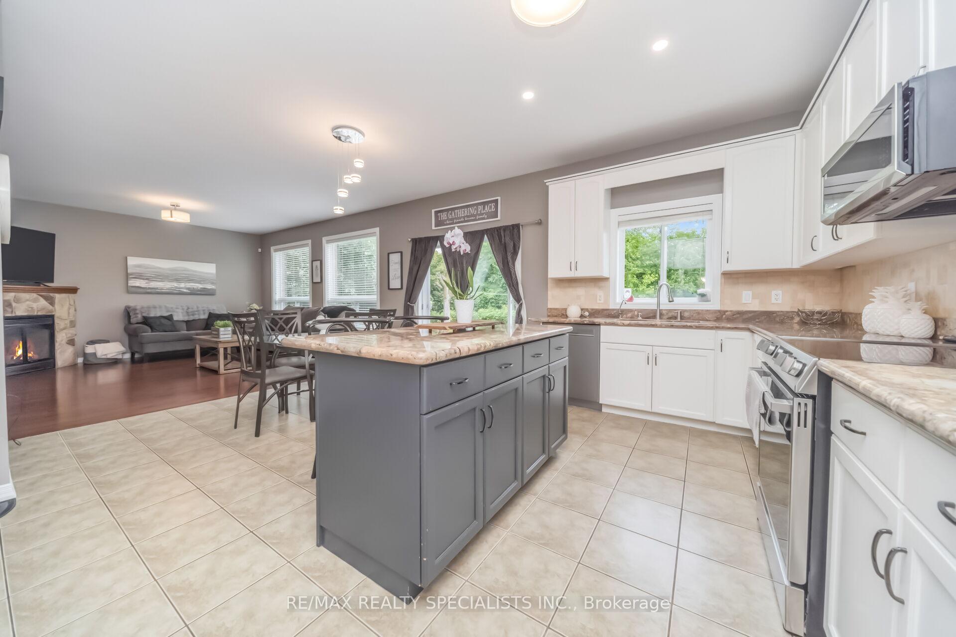 Photo 14 of 77 McMaster Road, Orangeville — HOMEH