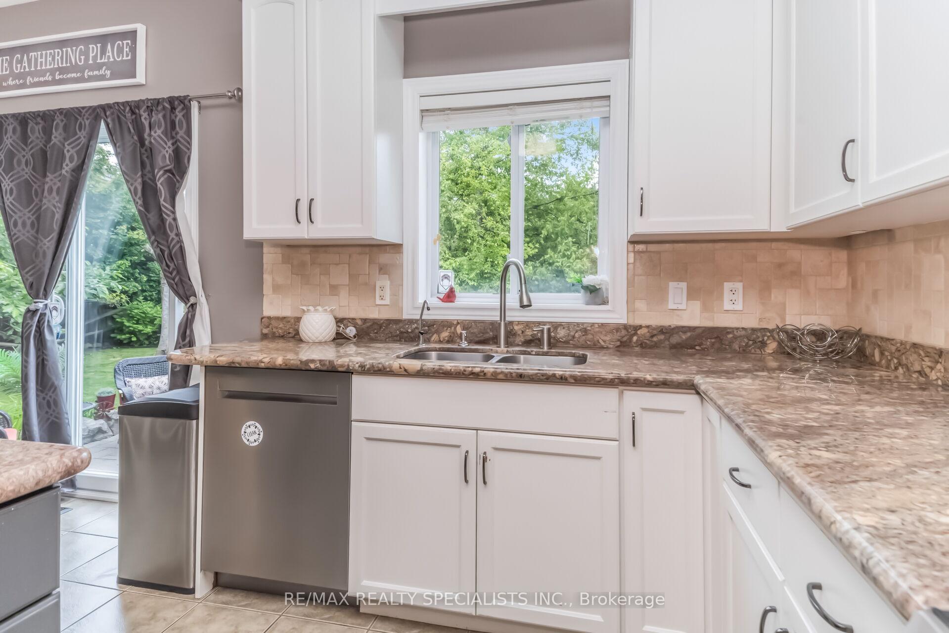 Photo 15 of 77 McMaster Road, Orangeville — HOMEH