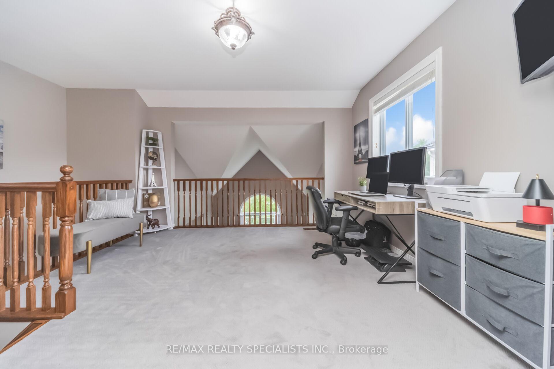 Photo 17 of 77 McMaster Road, Orangeville — HOMEH