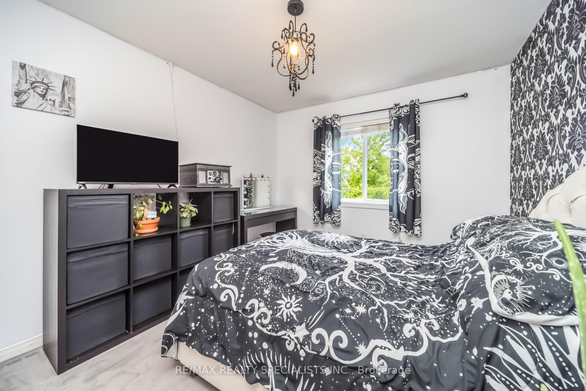 Photo 28 of 77 McMaster Road, Orangeville — HOMEH