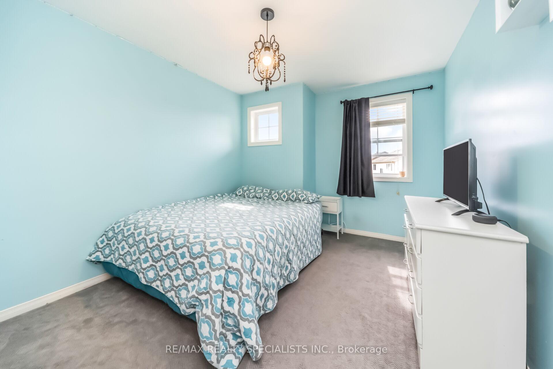 Photo 27 of 77 McMaster Road, Orangeville — HOMEH