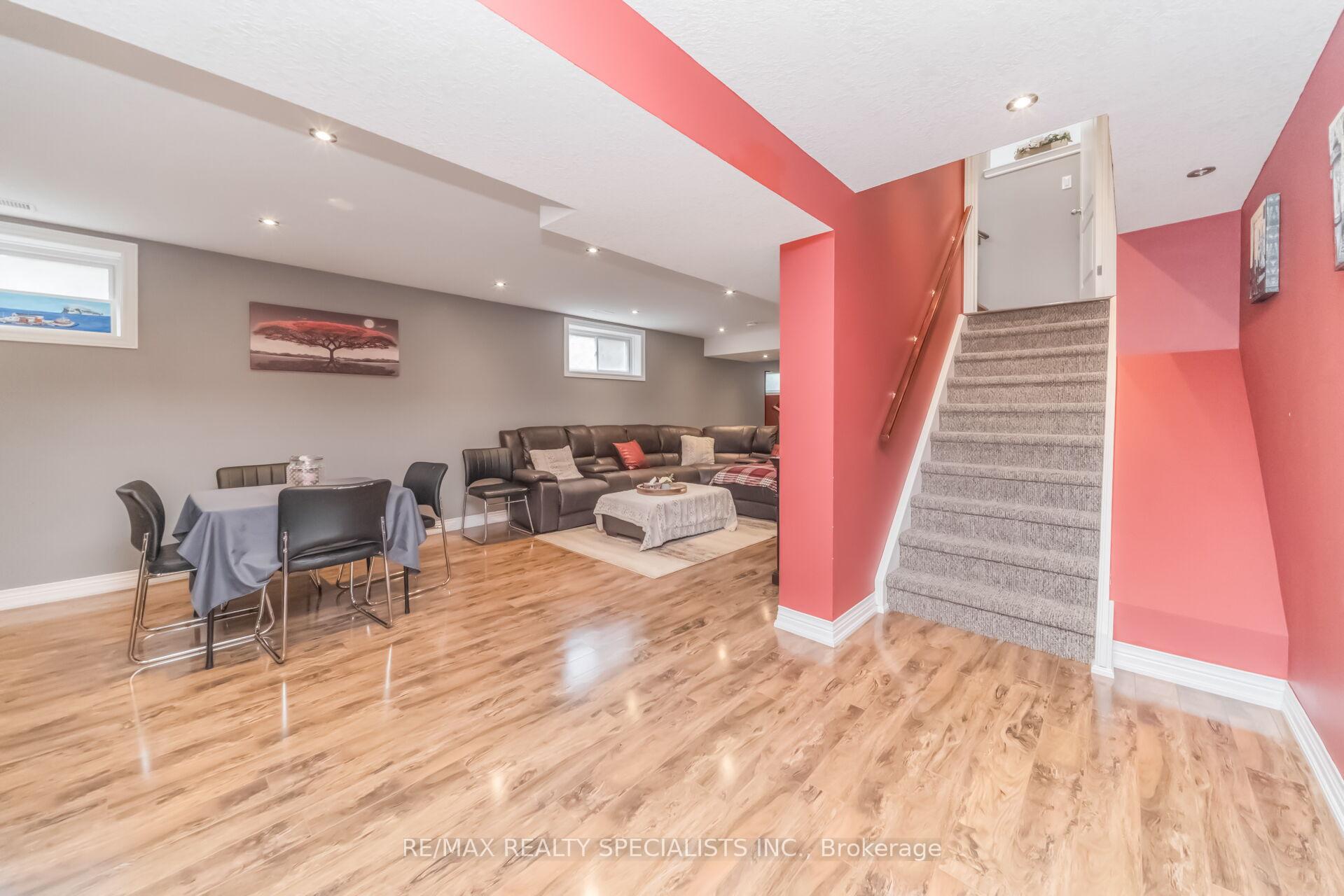 Photo 32 of 77 McMaster Road, Orangeville — HOMEH