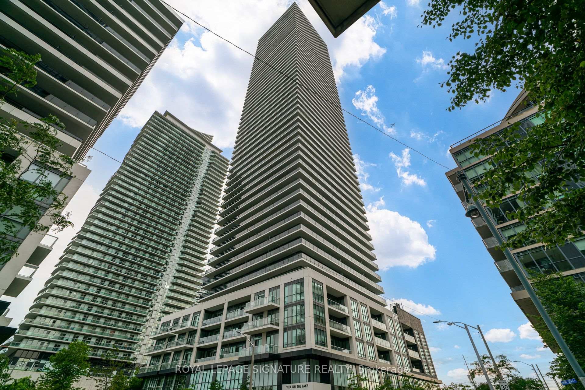 Photo 1 of Unit 1908, 70 Annie Craig Drive, Etobicoke, Mimico — HOMEH