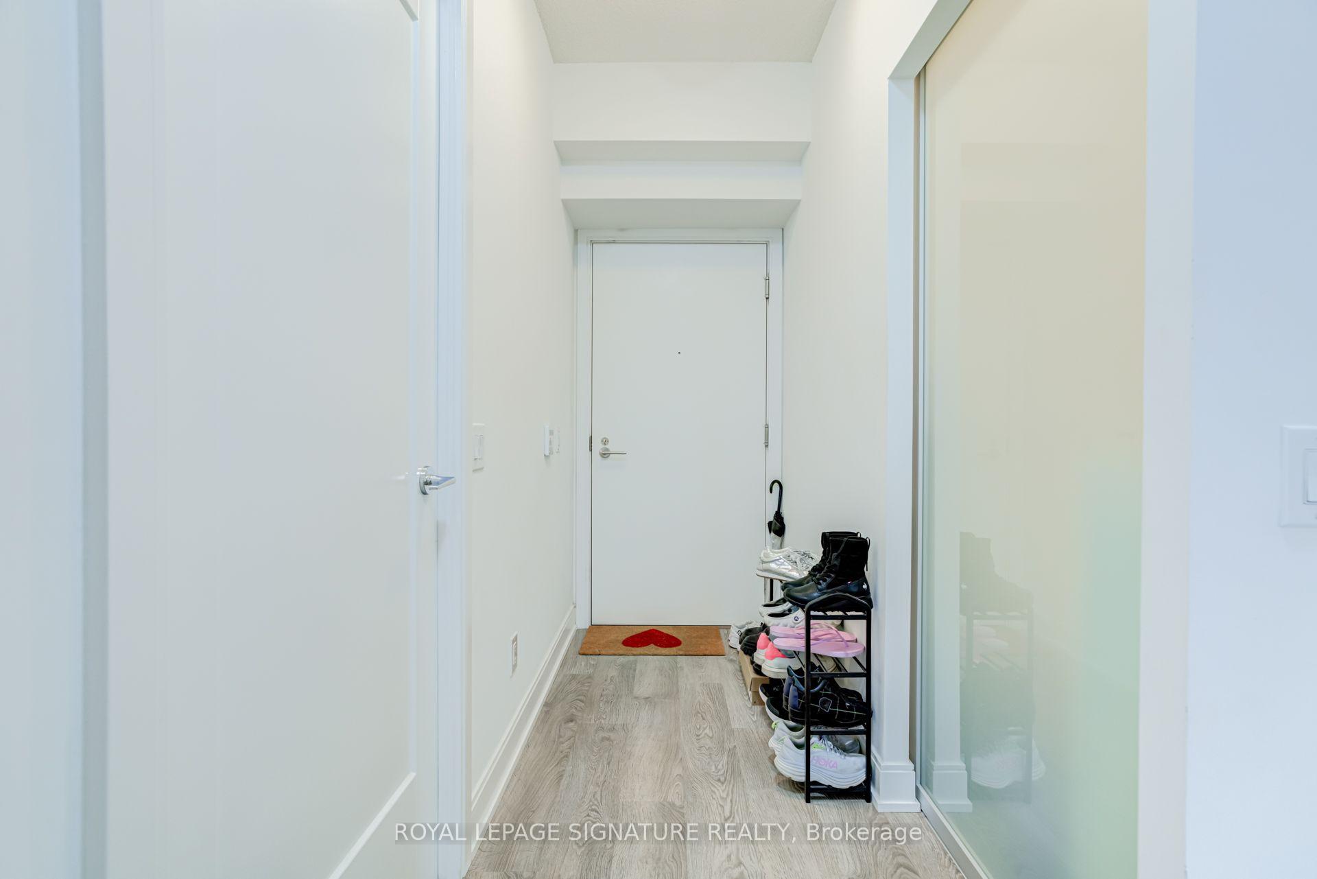 Photo 6 of Unit 1908, 70 Annie Craig Drive, Etobicoke, Mimico — HOMEH