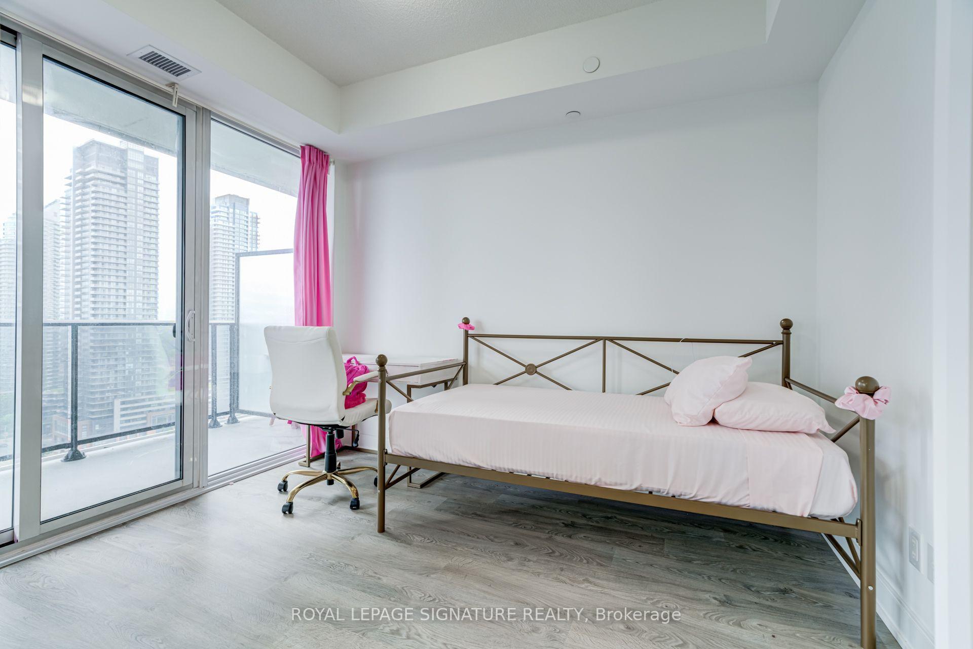 Photo 14 of Unit 1908, 70 Annie Craig Drive, Etobicoke, Mimico — HOMEH