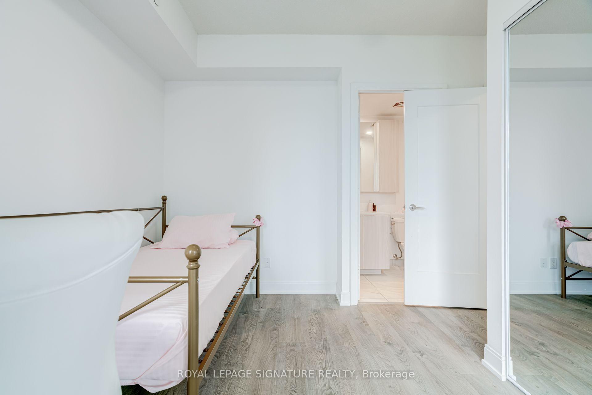 Photo 16 of Unit 1908, 70 Annie Craig Drive, Etobicoke, Mimico — HOMEH