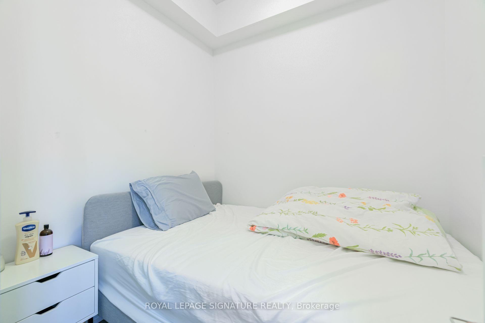 Photo 19 of Unit 1908, 70 Annie Craig Drive, Etobicoke, Mimico — HOMEH