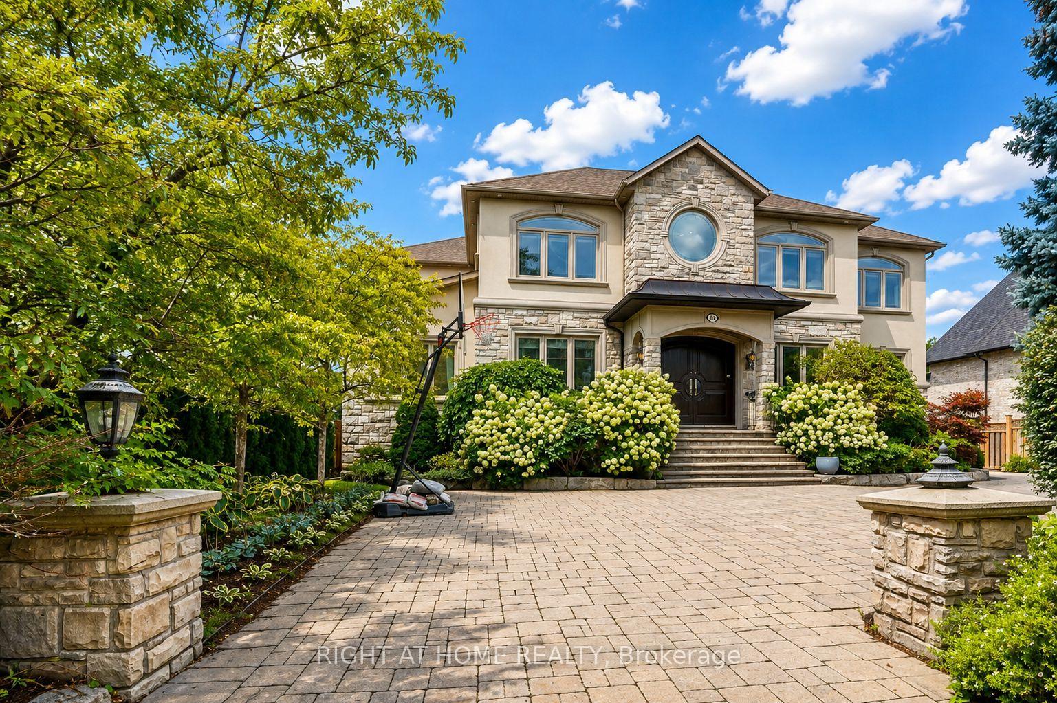 Photo 2 of 16 Fairview Avenue, Richmond Hill, South Richvale — HOMEH