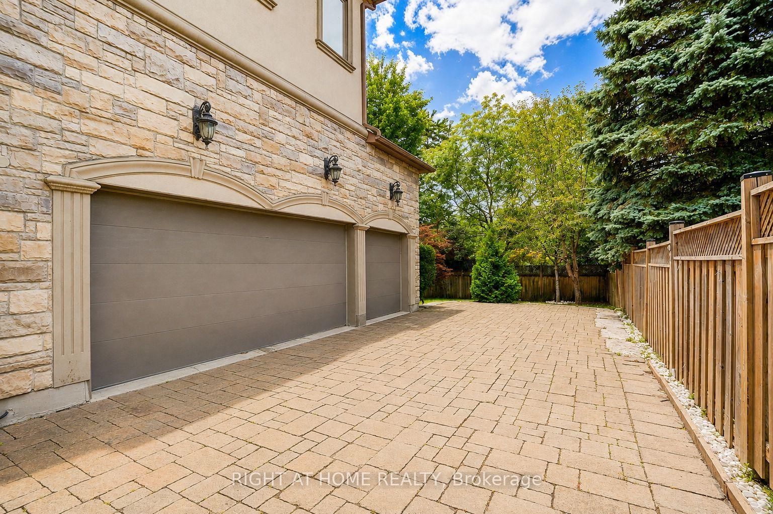 Photo 6 of 16 Fairview Avenue, Richmond Hill, South Richvale — HOMEH