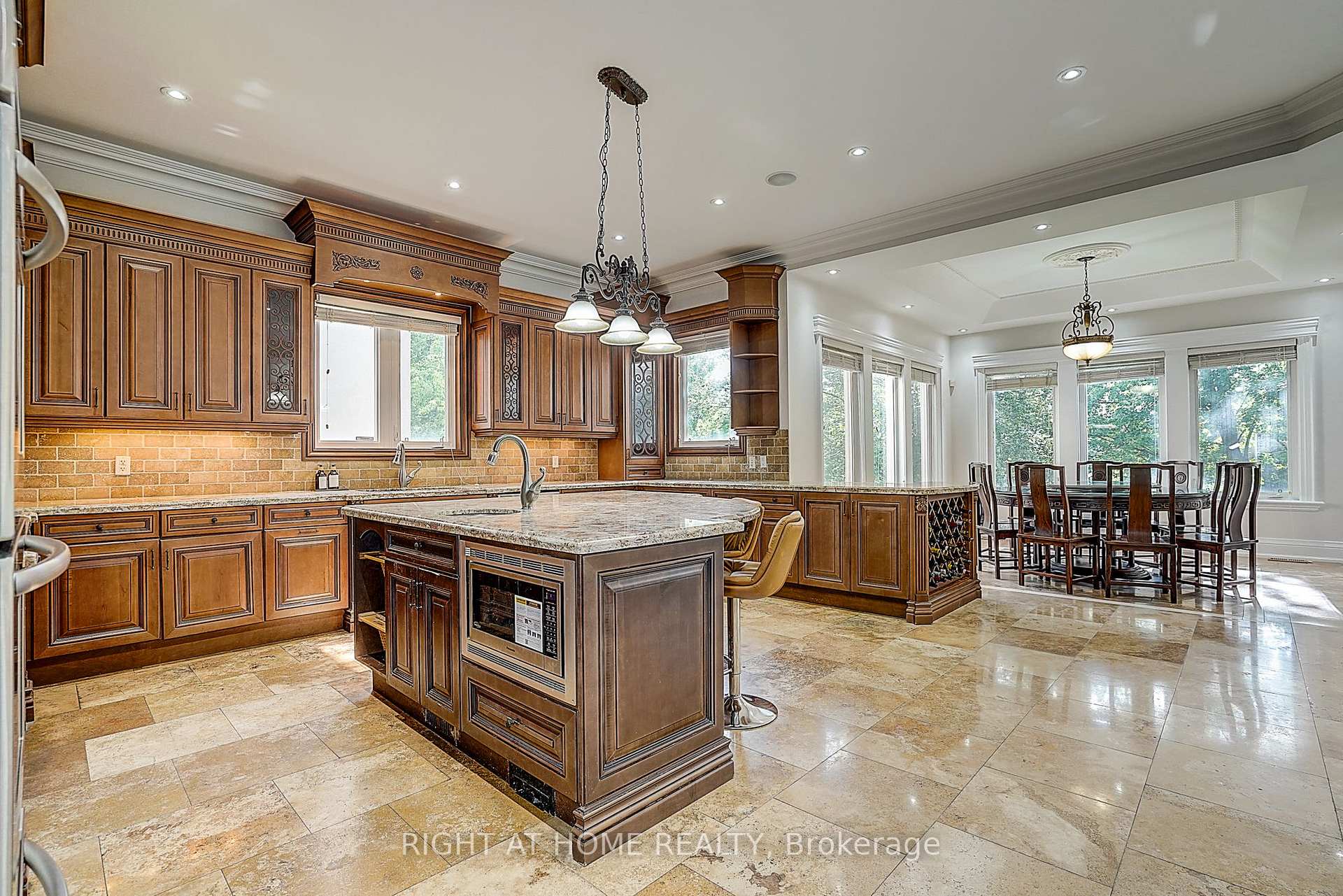 Photo 23 of 16 Fairview Avenue, Richmond Hill, South Richvale — HOMEH
