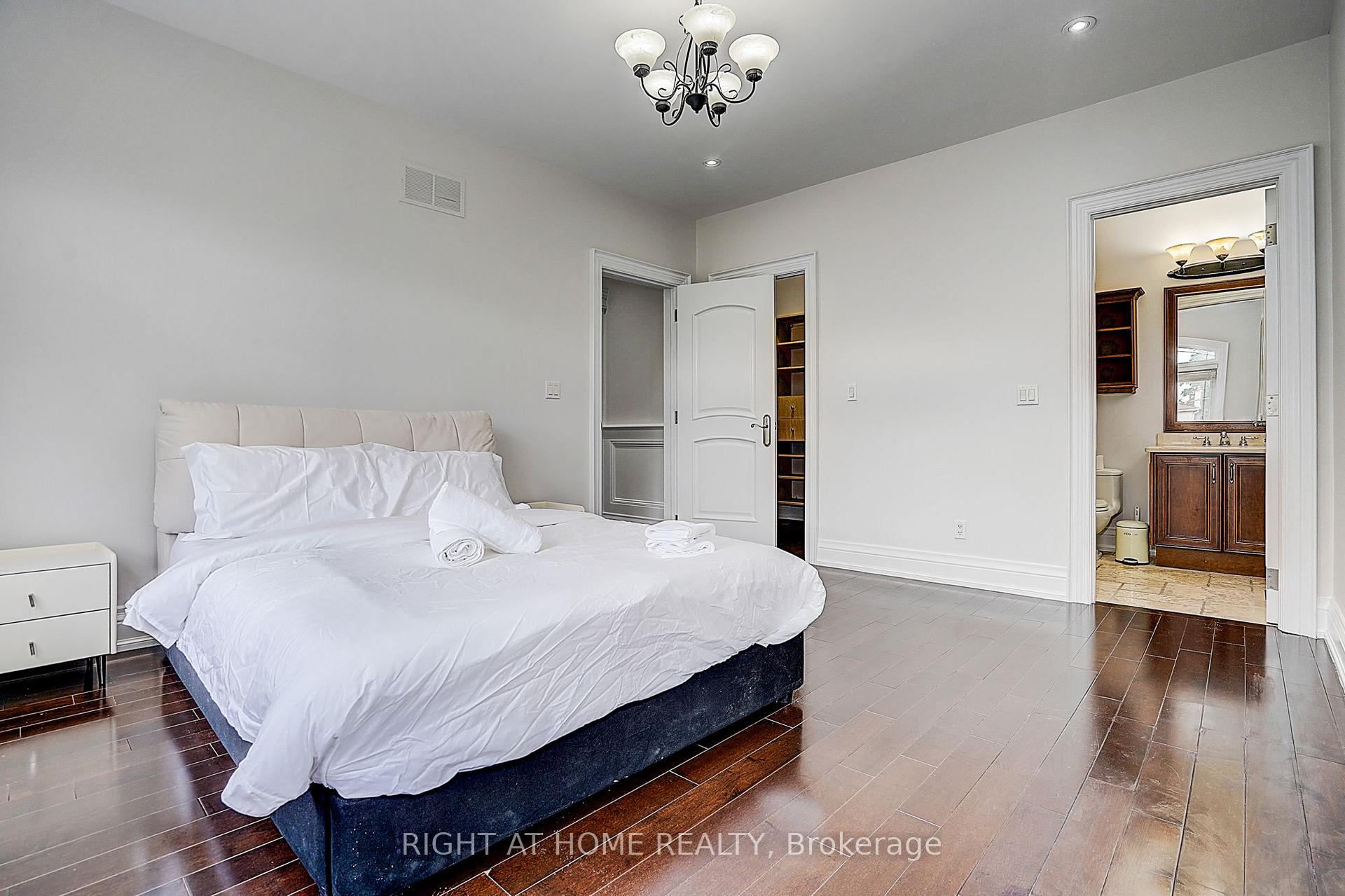 Photo 42 of 16 Fairview Avenue, Richmond Hill, South Richvale — HOMEH