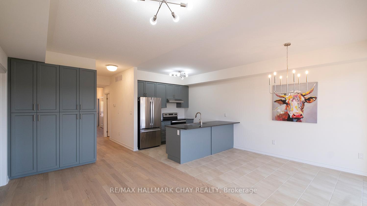 Photo 6 of 64 Hillcroft Way, Kawartha Lakes, Bobcaygeon — HOMEH