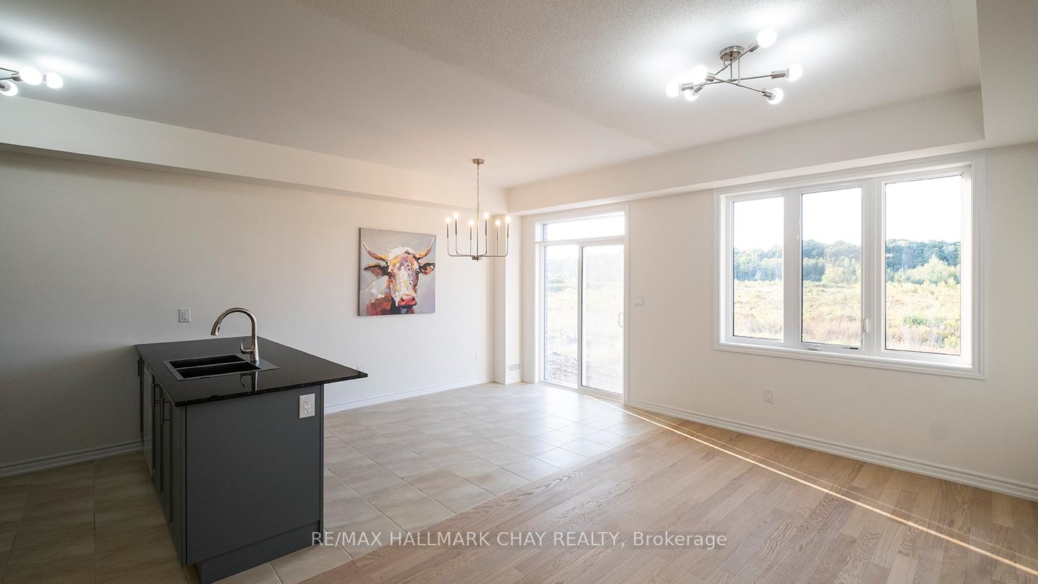 Photo 11 of 64 Hillcroft Way, Kawartha Lakes, Bobcaygeon — HOMEH