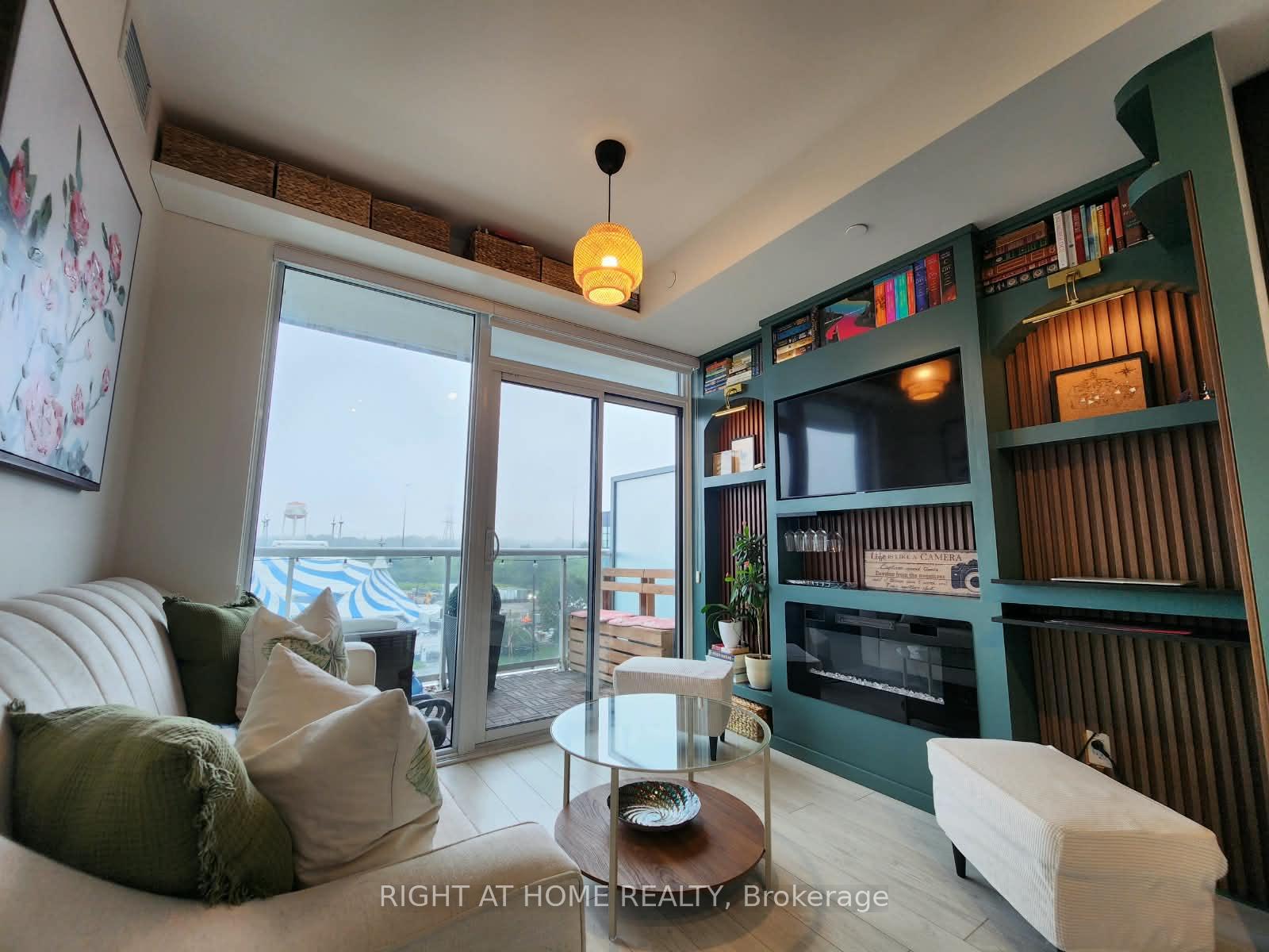 Photo 6 of Unit 608, 56 Annie Craig Drive, Etobicoke, Mimico — HOMEH