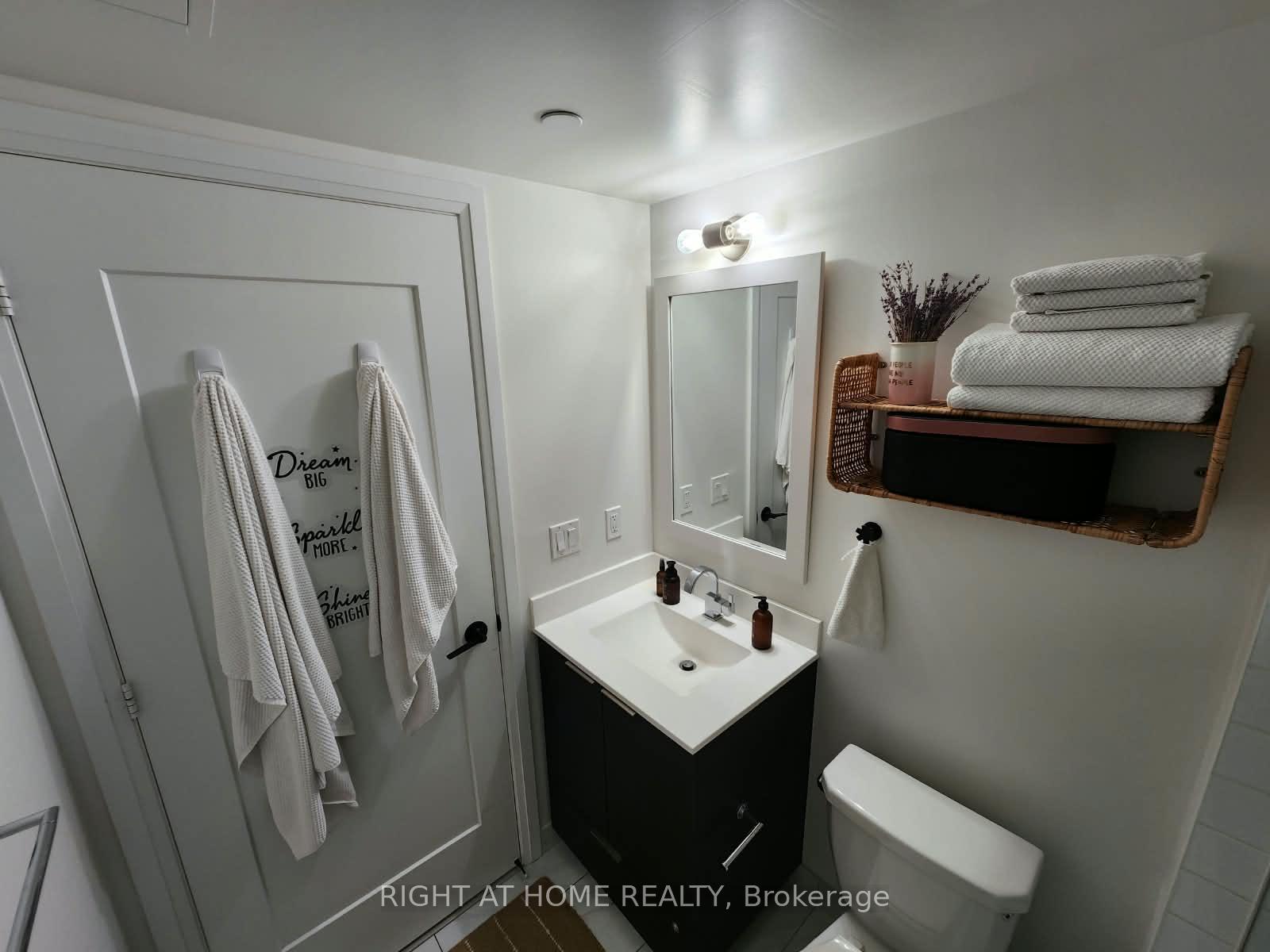 Photo 14 of Unit 608, 56 Annie Craig Drive, Etobicoke, Mimico — HOMEH