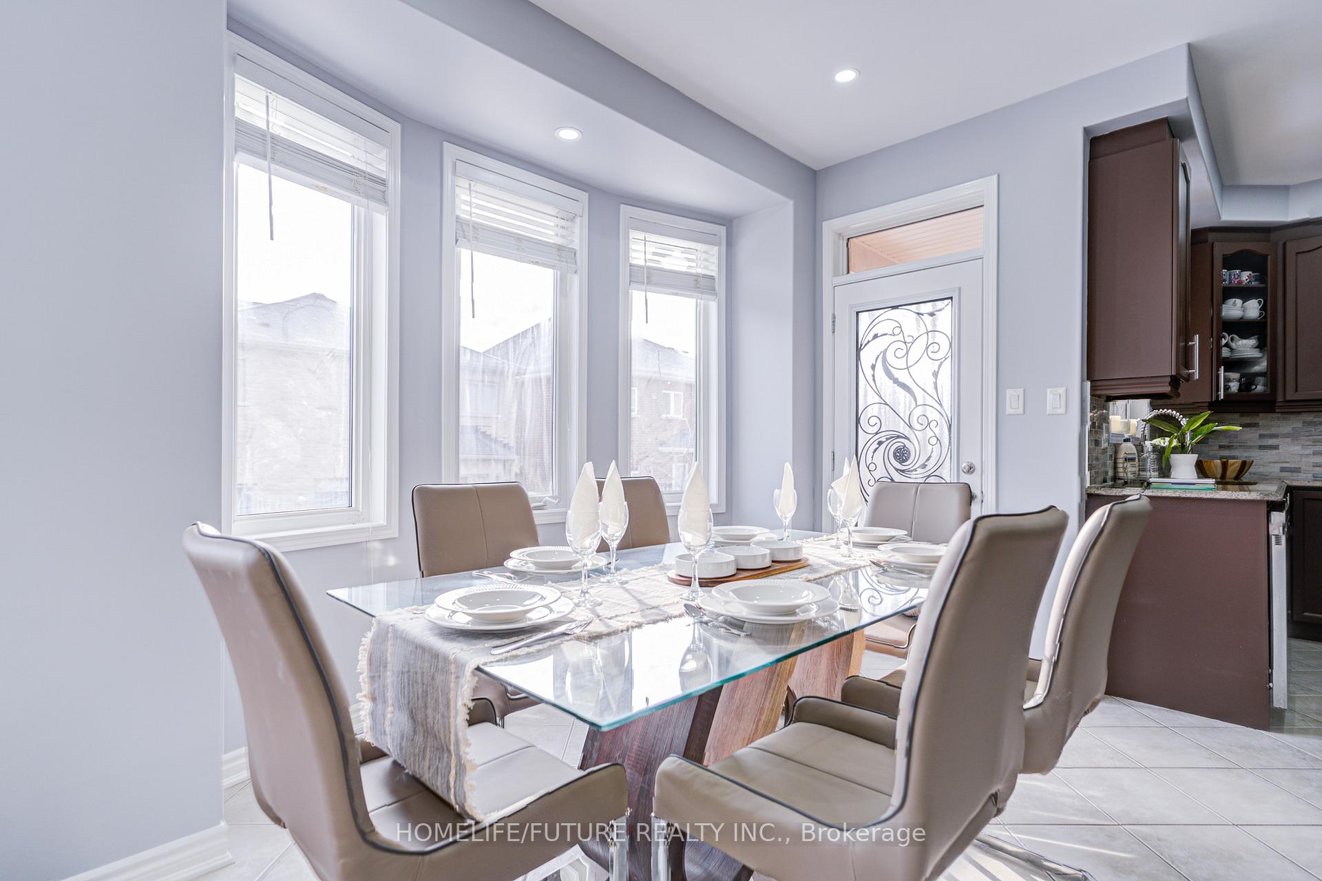 Photo 13 of 342 Laundon Terrace, Milton, Scott — HOMEH