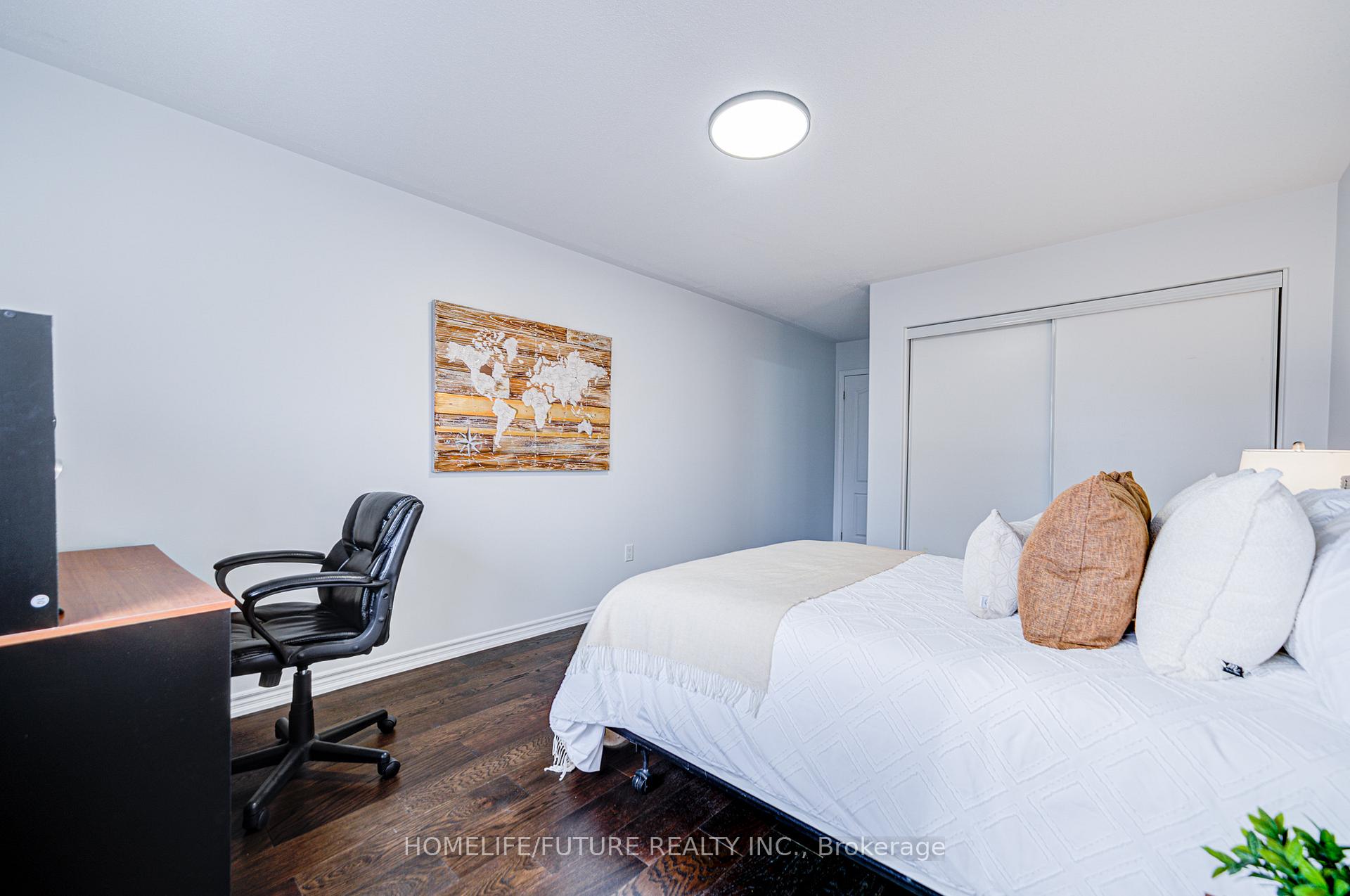 Photo 40 of 342 Laundon Terrace, Milton, Scott — HOMEH
