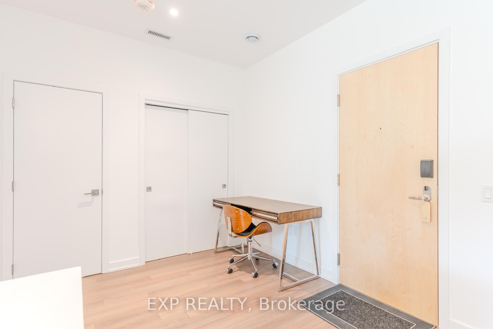 Photo 3 of Unit 102, 120 Carrick Trail, Gravenhurst, Muskoka (S) — HOMEH