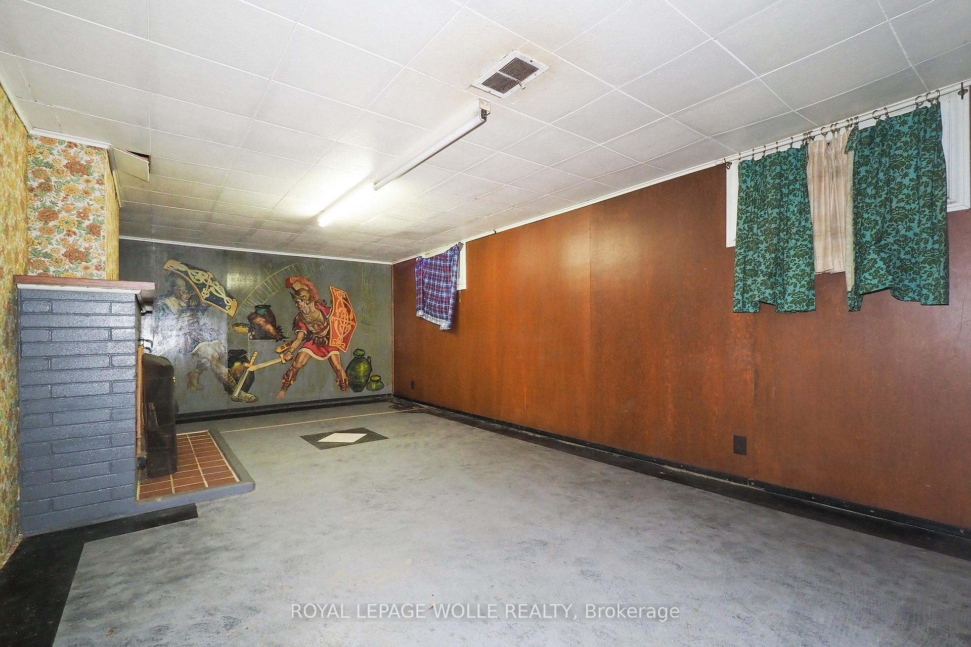 Photo 20 of 12 Oakwood Avenue, Kitchener, Fairfield — HOMEH