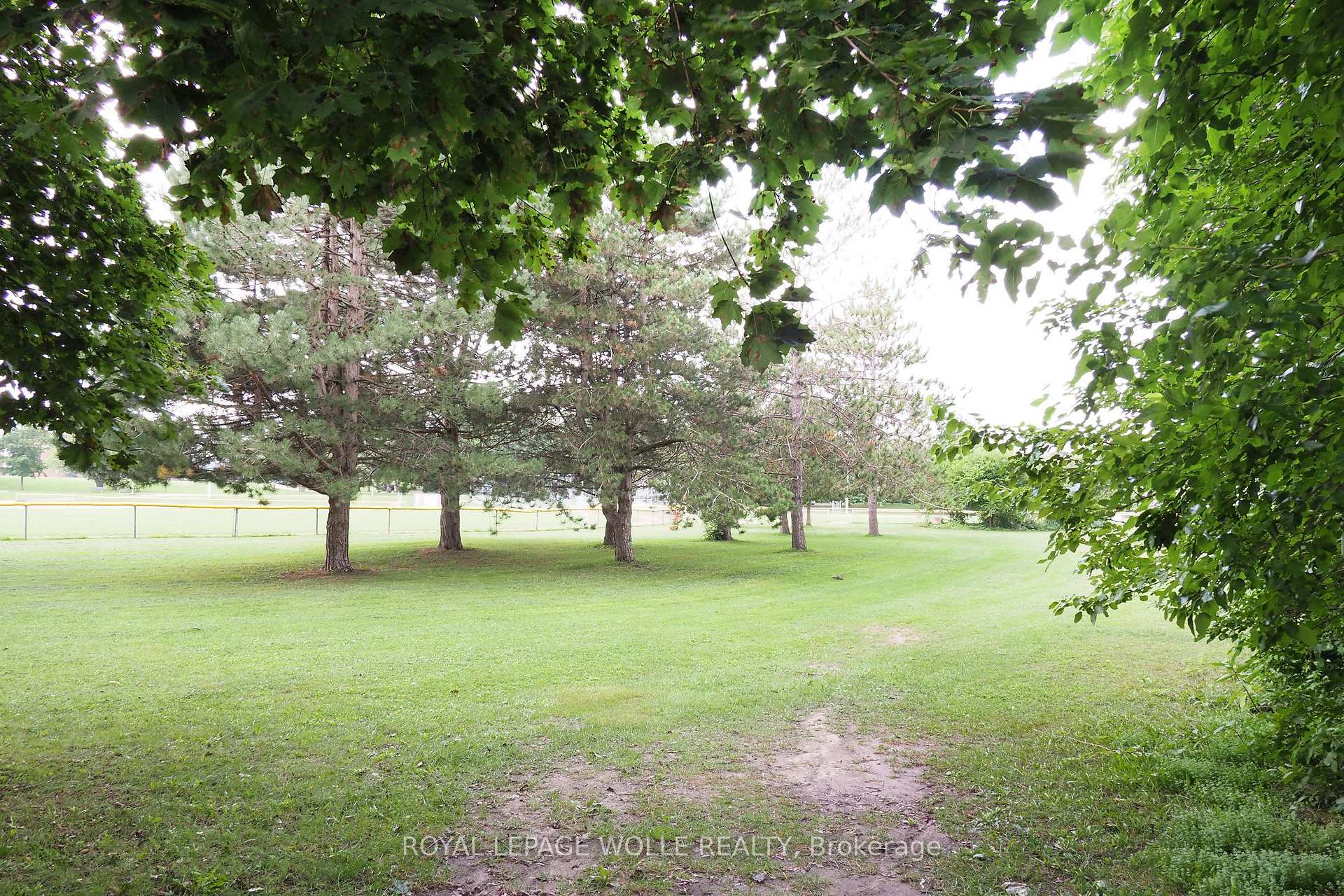 Photo 39 of 12 Oakwood Avenue, Kitchener, Fairfield — HOMEH