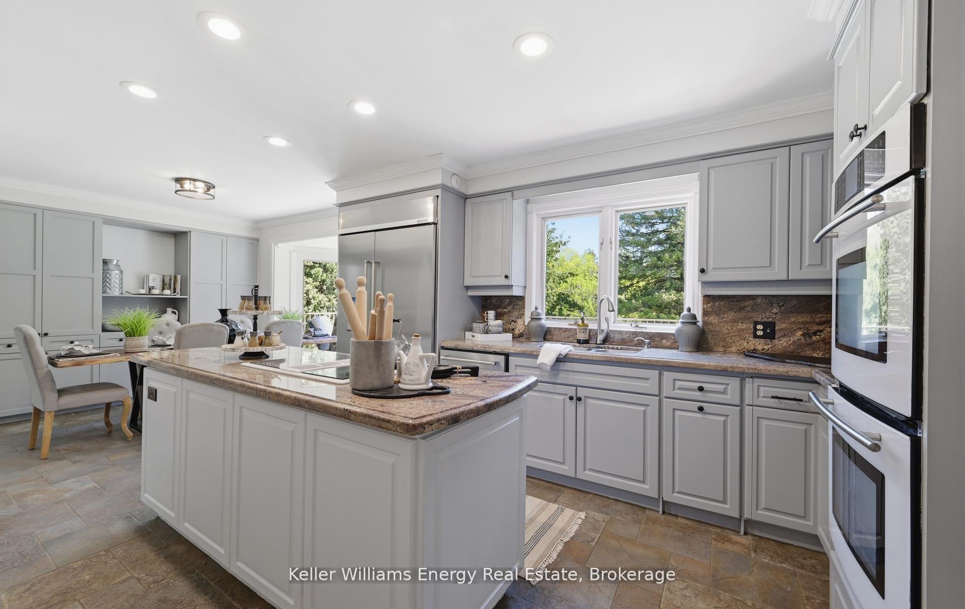 Photo 12 of 7925 Cedarbrook Trail, Whitby, Rural Whitby — HOMEH