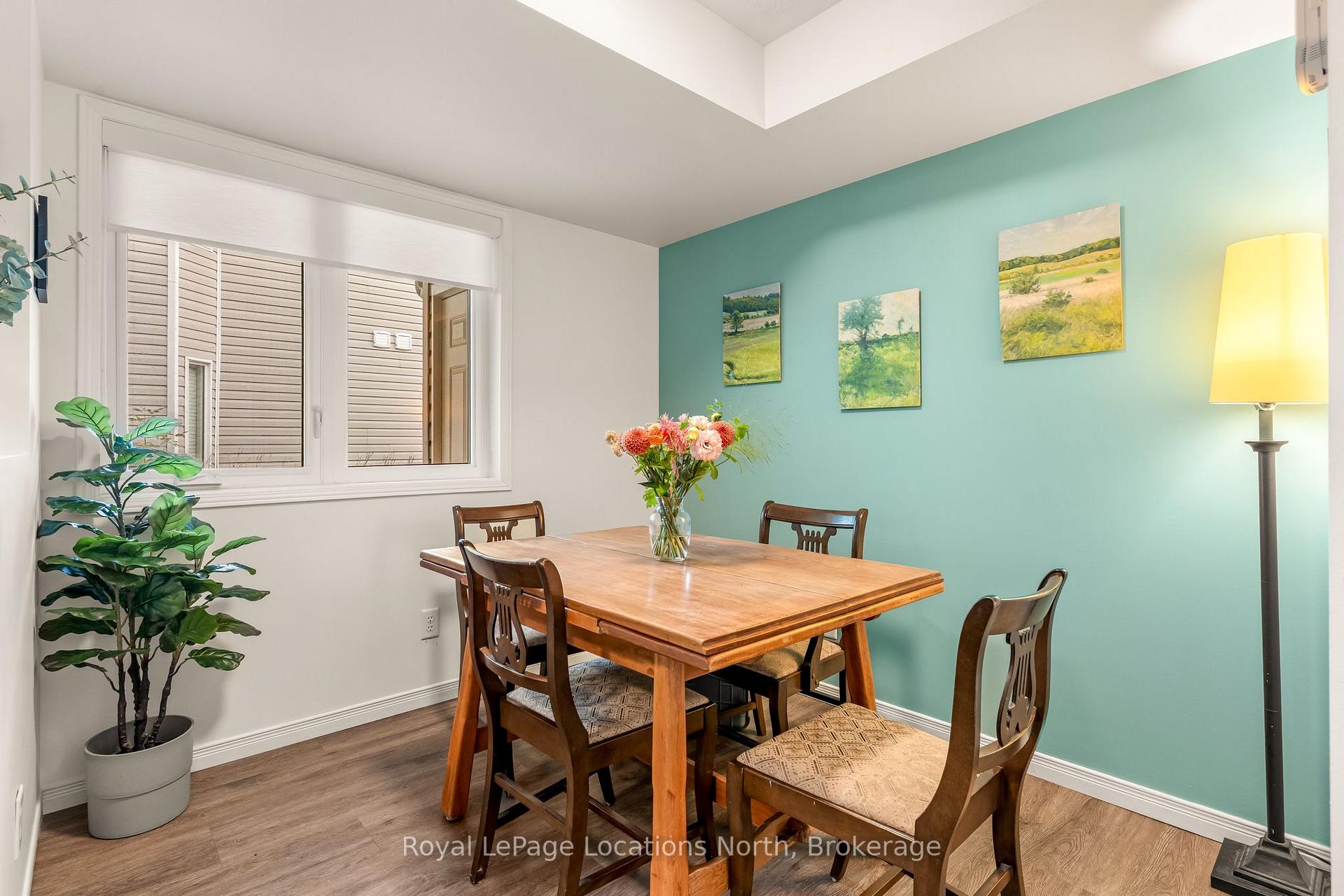 Photo 16 of Unit 17, 35 Sundial Court, Collingwood — HOMEH