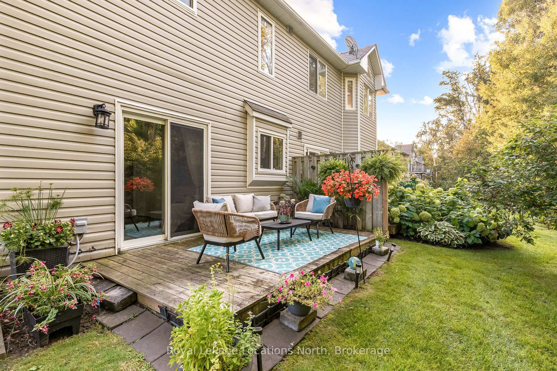 Photo 26 of Unit 17, 35 Sundial Court, Collingwood — HOMEH