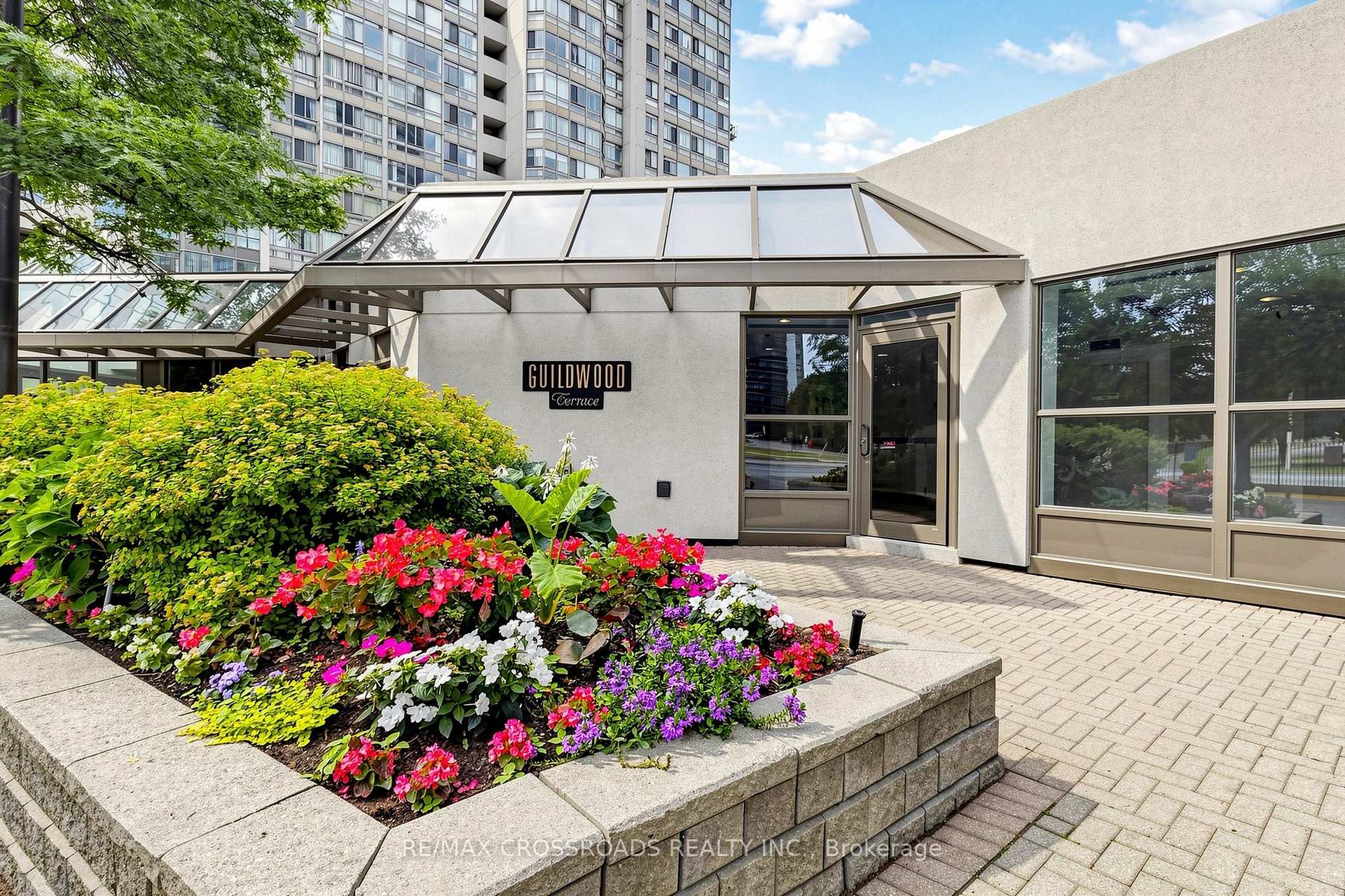 Photo 5 of Unit 511, 3233 Eglinton Avenue E, Scarborough, Scarborough Village — HOMEH