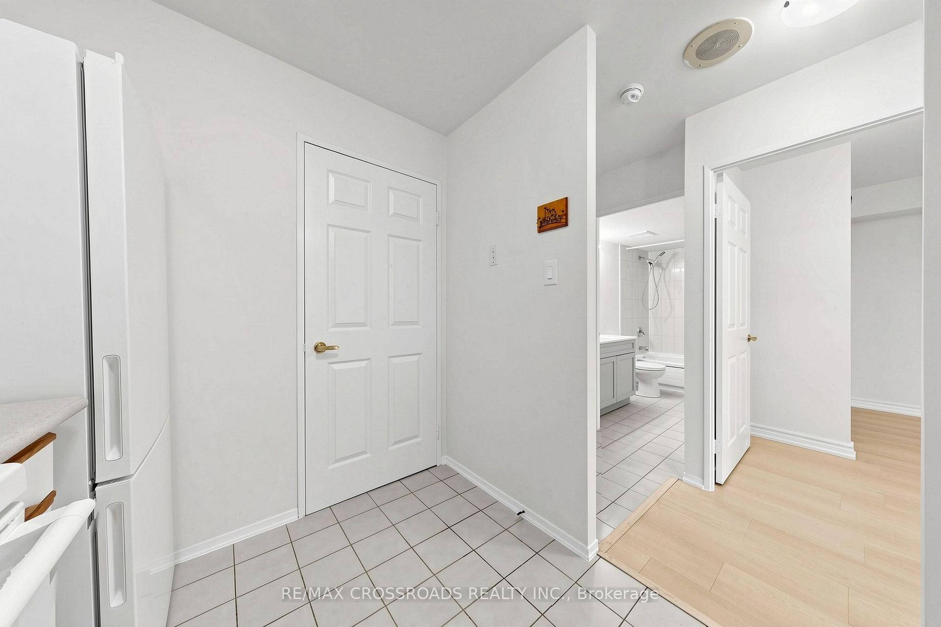 Photo 18 of Unit 511, 3233 Eglinton Avenue E, Scarborough, Scarborough Village — HOMEH
