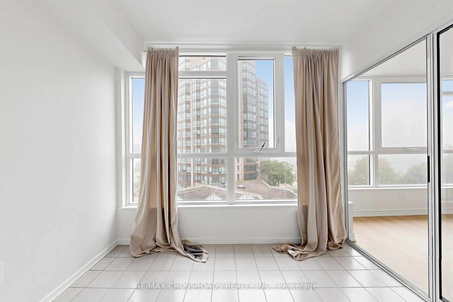 Photo 23 of Unit 511, 3233 Eglinton Avenue E, Scarborough, Scarborough Village — HOMEH