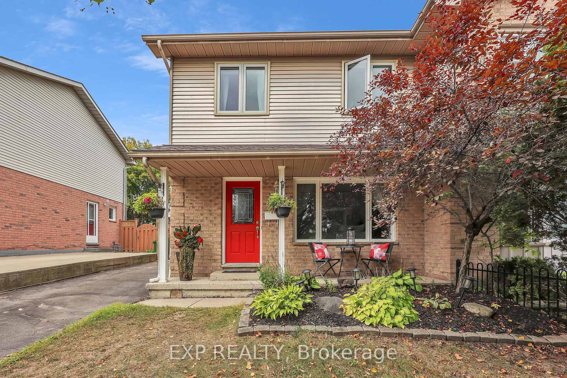 Photo 1 of 220 Scott Road, Cambridge, Silver Heights — HOMEH