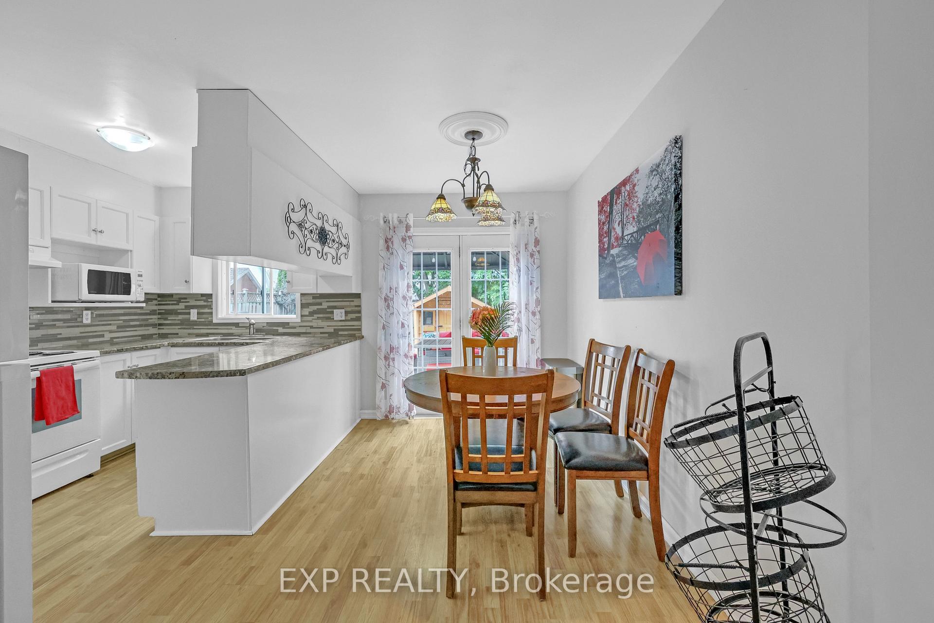 Photo 7 of 220 Scott Road, Cambridge, Silver Heights — HOMEH