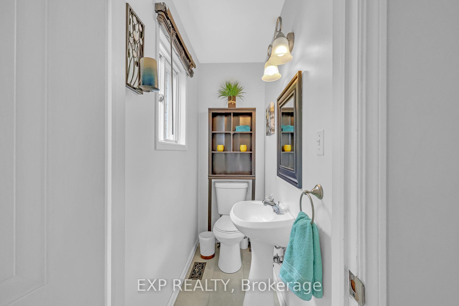 Photo 11 of 220 Scott Road, Cambridge, Silver Heights — HOMEH