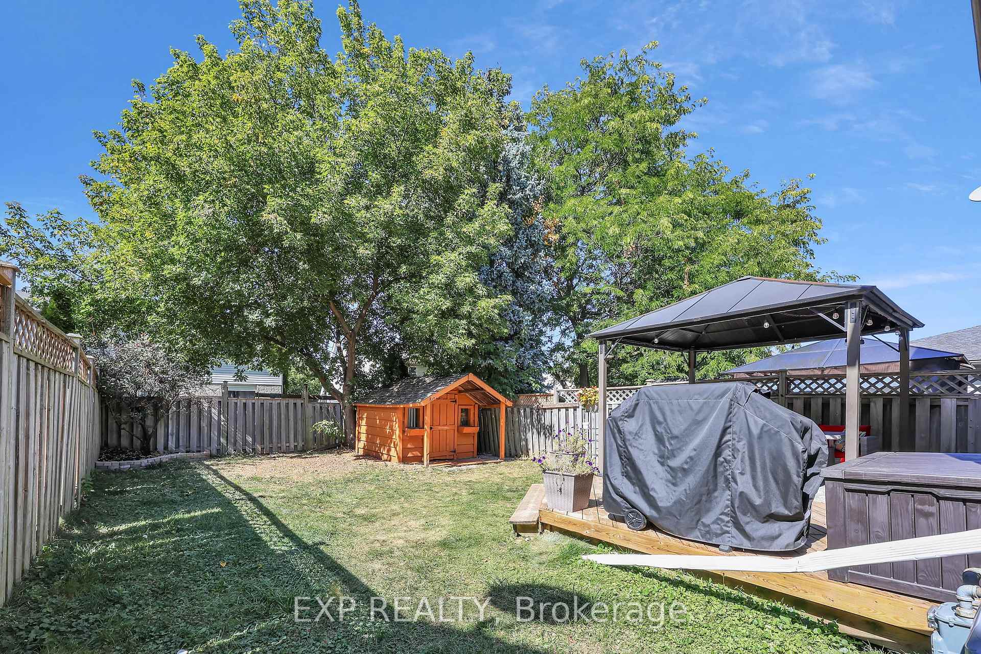 Photo 25 of 220 Scott Road, Cambridge, Silver Heights — HOMEH