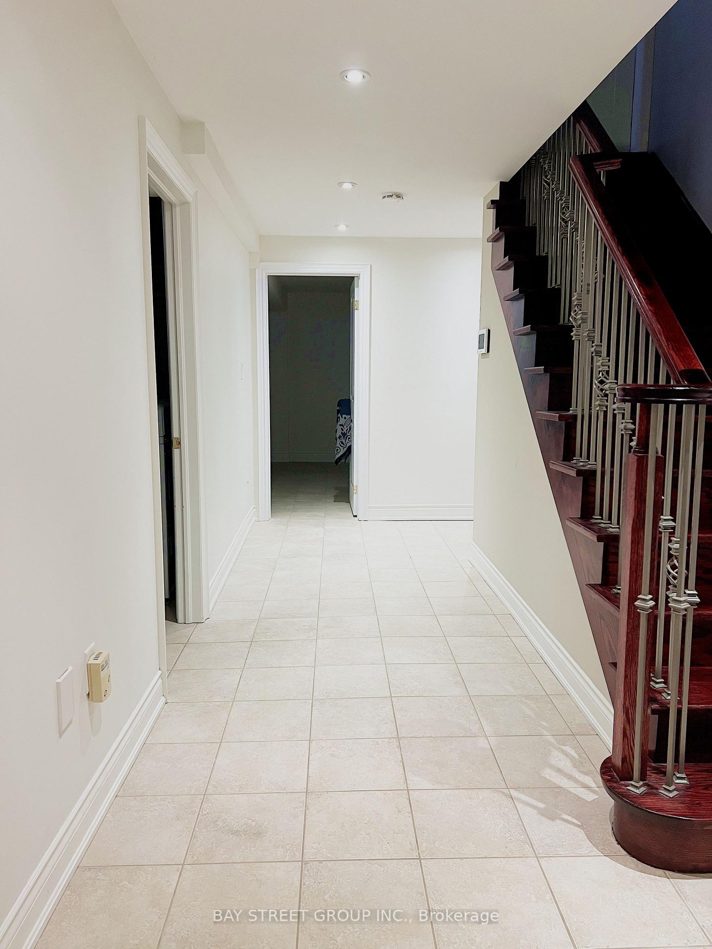 Photo 4 of Bsmt 96 Preston Hill Crescent, Vaughan, Patterson — HOMEH