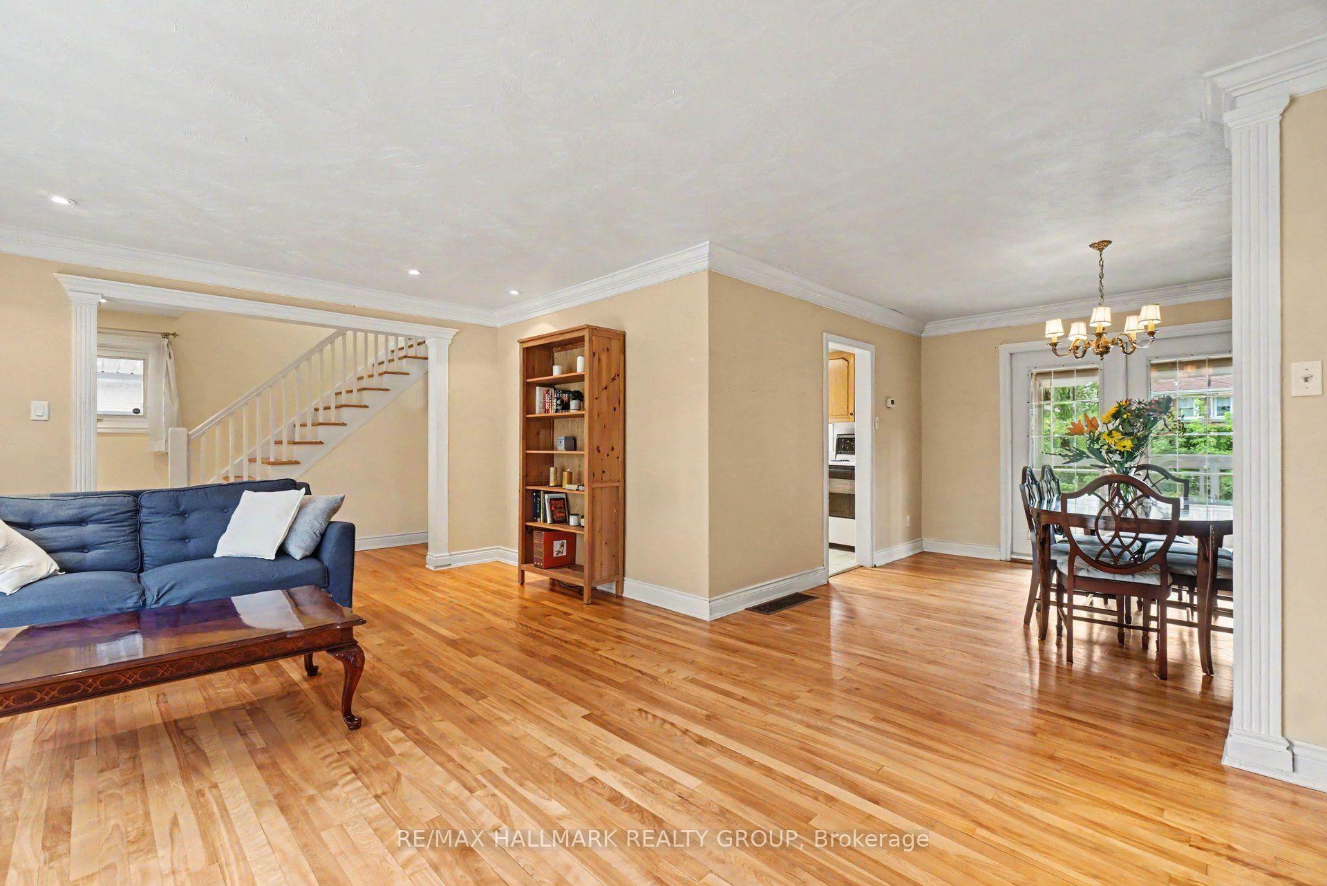 Photo 7 of 1236 Amesbrooke Drive, Ottawa, Copeland Park — HOMEH