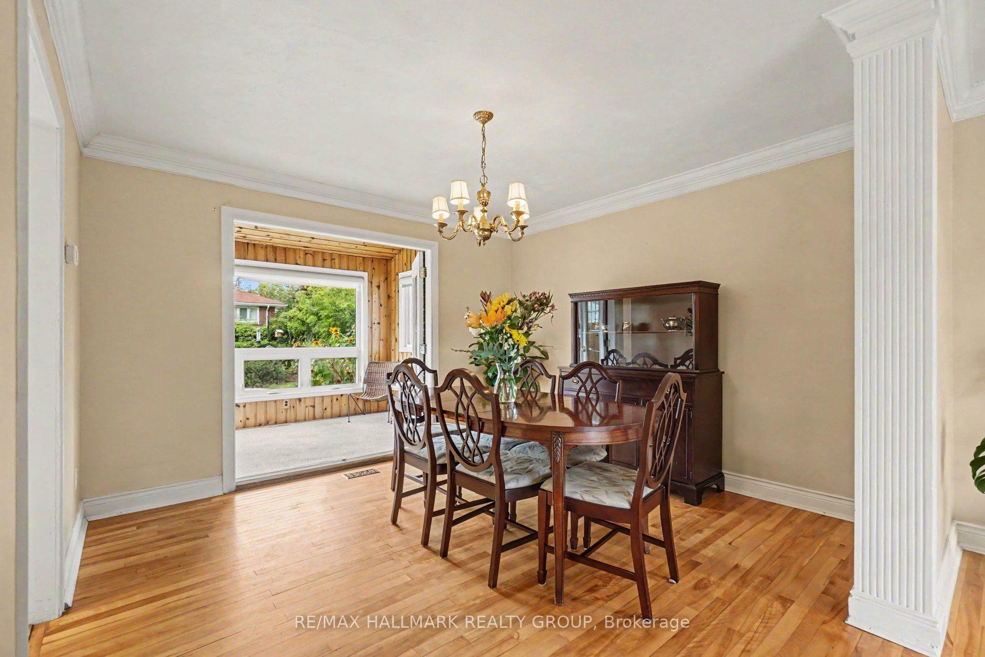 Photo 12 of 1236 Amesbrooke Drive, Ottawa, Copeland Park — HOMEH